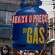 2.out.2021 - O preço de gás também foi lembrado no protesto contra o governo Bolsonaro realizado em Salvador - Olga Leiria/Futura Press/Estadão Conteúdo