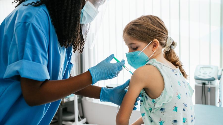 Imagem meramente ilustrativa; crianças começarão a ser vacinadas em 17 de janeiro no Rio - Getty Images