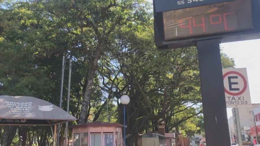 Os termômetros registraram 44º C no município de São Borja, na Fronteira Oeste do RS - Reprodução/TV Globo