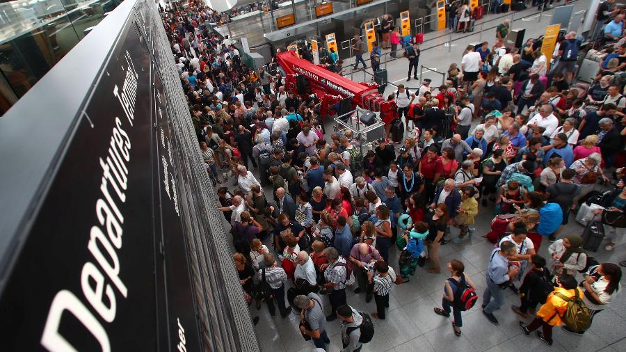 Aeroporto de Munique teve atrasos de quatro horas após homem errar porta - REUTERS/Michael Dalder