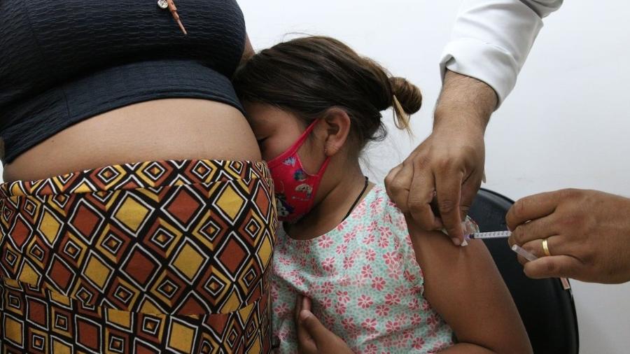Brasil conta com mais de 148,2 milhões de pessoas com vacinação completa contra a covid-19 - Rovena Rosa/Agência Brasil
