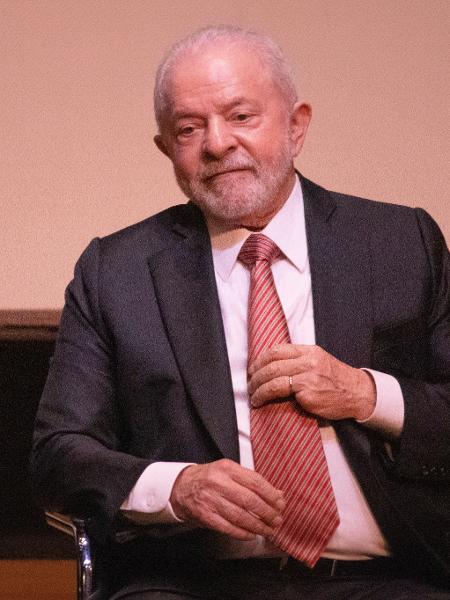 Lula tem atacado os juros altos do Brasil  - CARLOS ELIAS JUNIOR/FOTOARENA/ESTADÃO CONTEÚDO