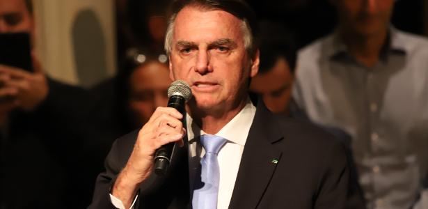 Bolsonaro is responding well to treatment, but is not expected to be released from the hospital