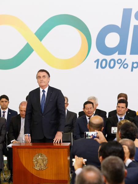 11.abr,2019 - O presidente Jair Bolsonaro durante a cerimônia de celebração dos 100 dias de governo, no Palácio do Planalto, em Brasília - Dida Sampaio/Estadão Conteúdo