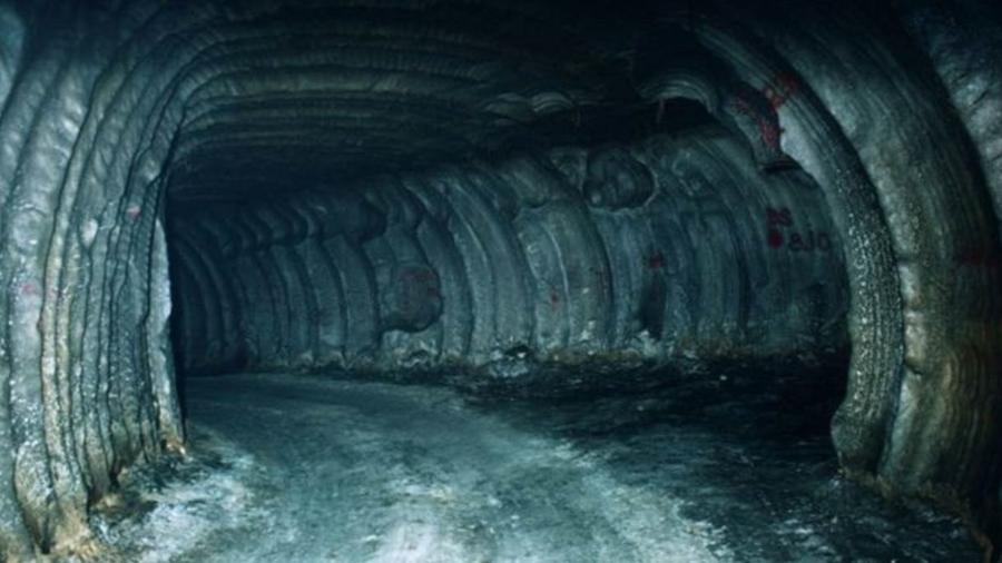 Um grande volume de petróleo é armazenado em cavernas subterrâneas na Louisiana e no Texas - Getty Images/BBC