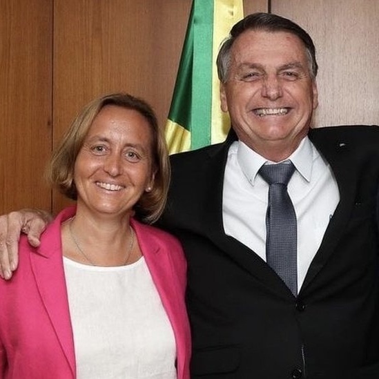 Quem Ã© a lÃ­der da extrema-direita da Alemanha que esteve com Bolsonaro