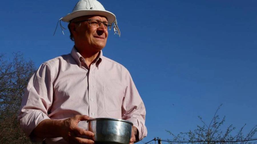 Alckmin, o chapéu de vaqueiro e uma cuia, em 2018 - Diculgação