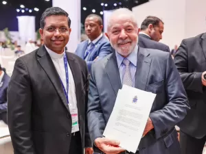 Papa envia carta a Lula na COP e agradece 'disposição em discutir futuro'