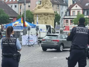 Homem ataca ativista contra o islã a facadas na Alemanha 