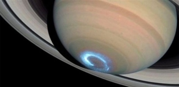 As aurotas de Saturno - ESA/Nasa/Hubble