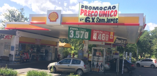 Posto em Brasília parcela combustível em 6 vezes no cartão - Cristiane Bonfanti/UOL