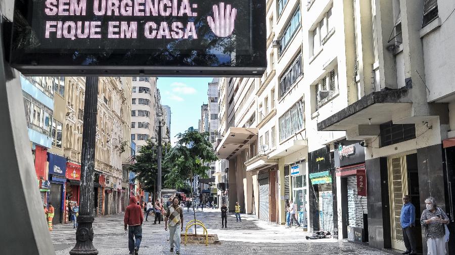 24.mar.2020 - Governo de São Paulo decreta fechamento total de serviços não essenciais - Reinaldo Canato / UOL