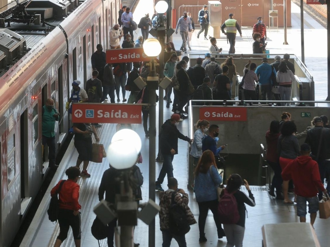 Feriadão em SP tem comércio aberto e piquenique no parque