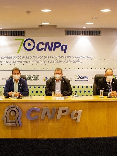 Cnpq Vai Pagar So 13 Das Bolsas Aprovadas Em Edital E Frustra Cientistas 22 04 2021 Uol Tilt