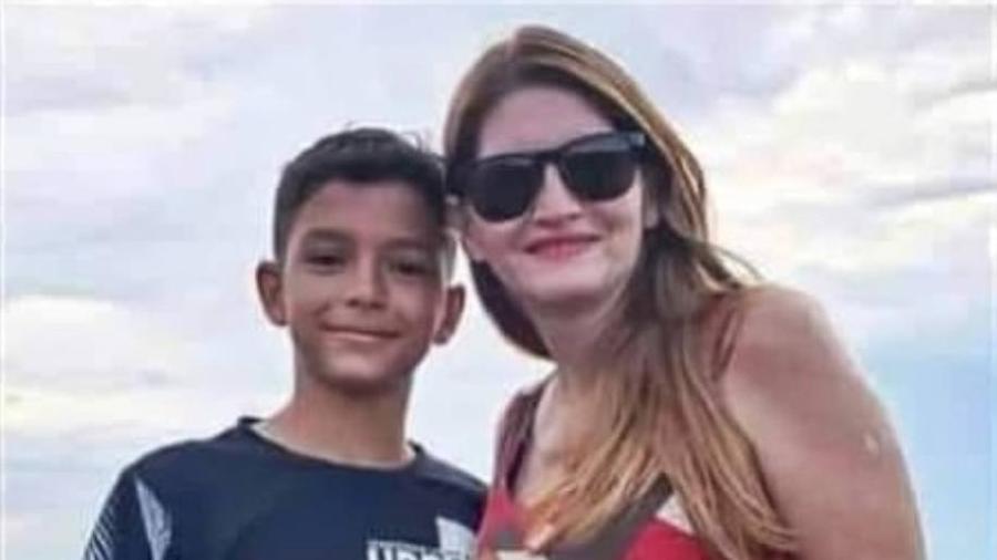 Sidinei de Oliveira Cardoso, 48, e o filho, Carlos Andre Fidelis Oliveira Cardoso, 14, estavam voltando para casa, mas morreram em acidente - Arquivo pessoal