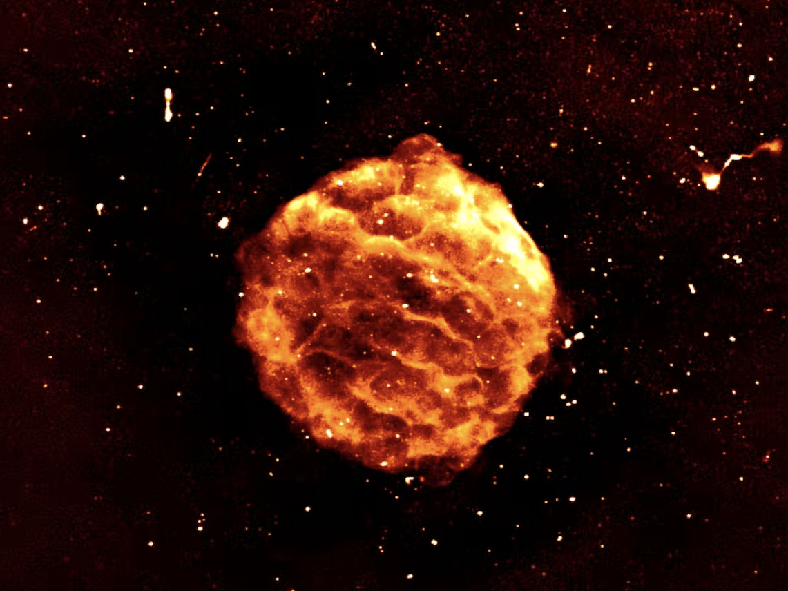 Especialista recria rosto de bruxa morta há 300 anos - SUPERNOVAS