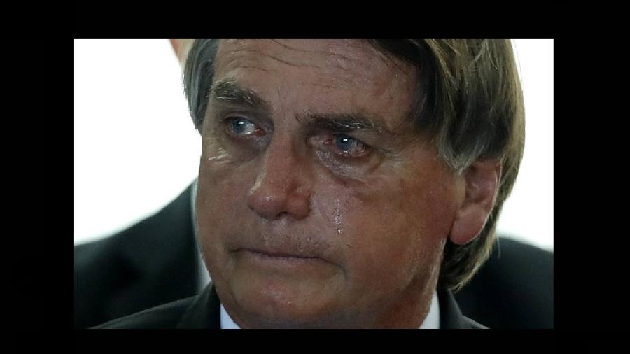 Bolsonaro se encontra com lideranças evangélicas em março de 2022 e chora ao lembrar a facada. Essa sempre foi a aposta para criar a figura do indestrutível sensível, enquanto diz enormidades. Não funciona mais como antes,,,