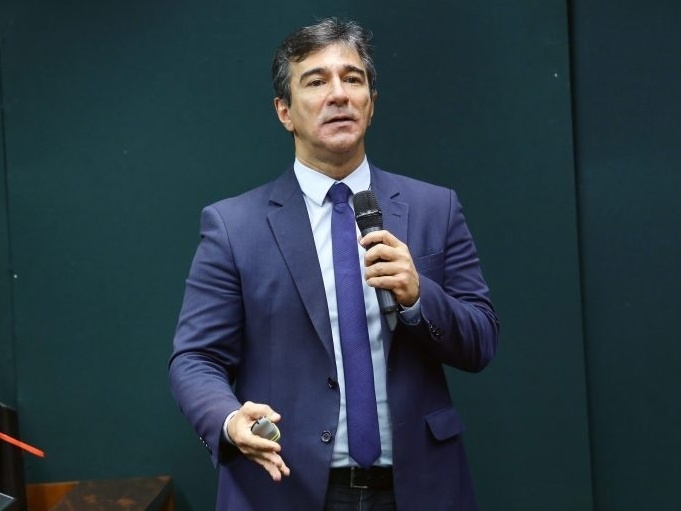 Comissão da Câmara dos Deputados aprova cota em publicidade do governo
