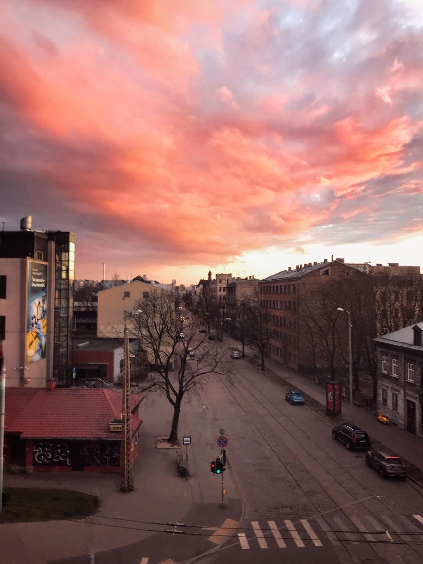 Riga, Letônia - Elena Kopasova‎/View From My Window/Facebook