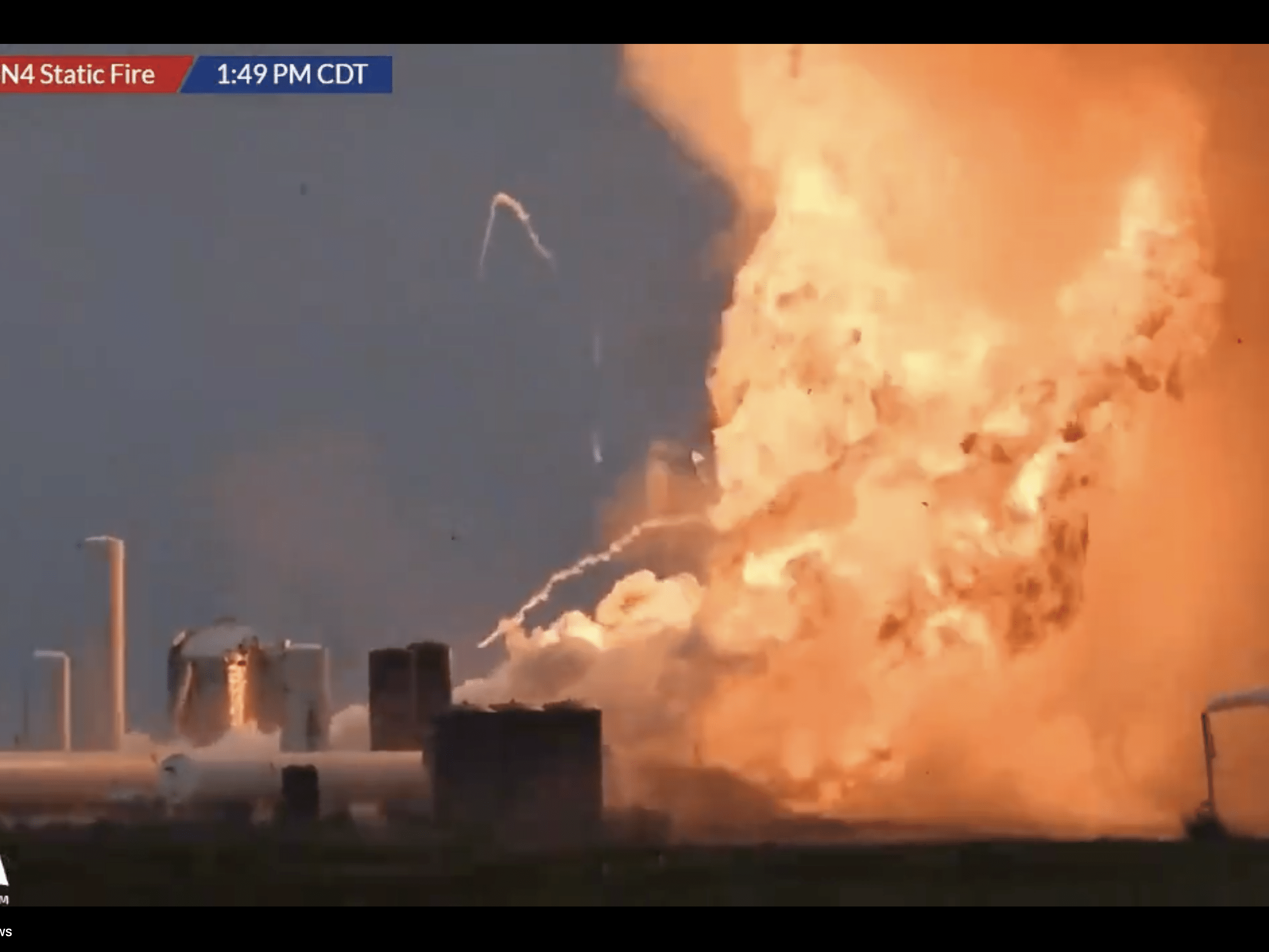 Vídeo: foguete explode na fábrica da SpaceX durante teste