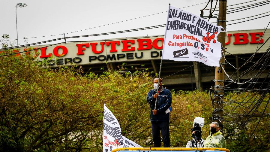 Protesto rumou para o Palácio dos Bandeirantes, sede do governo paulista - Felipe Rau/Estadão Conteúdo
