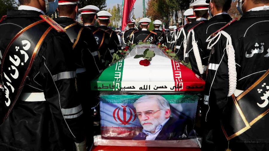 Forte presença de militares em funeral de Fakhrizadeh mostra que ele tinha lugar de destaque na Defesa do país - Reuters