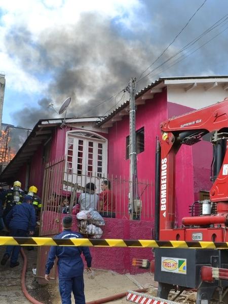 Crianças morrem em incêndio em casa, em SC - Noticianoato/Jatir Fernandes