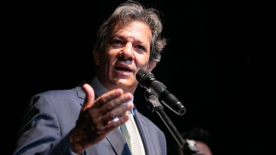 'Antes da viagem, tivemos duas conversas, não conclusivas', diz Haddad