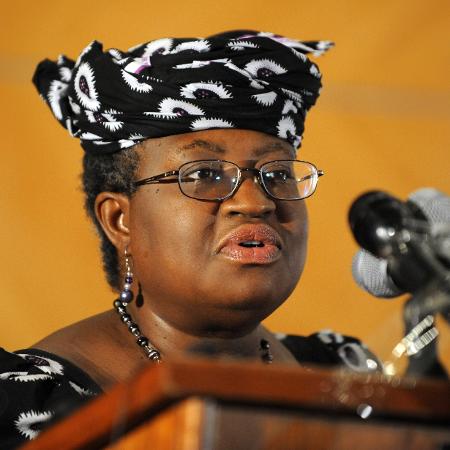 Ngozi Okonjo-Iweala afirmou que trabalhará para alcançar resultados concretos para abordar a dupla crise econômica e de saúde que abala o planeta - Pius Utomi Ekpei/AFP