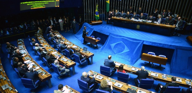 Congresso Nacional promulga a proposta de emenda à Constituição que permite a criação de quatro novos TRFs - Nilson Bastian / Câmara dos Deputados