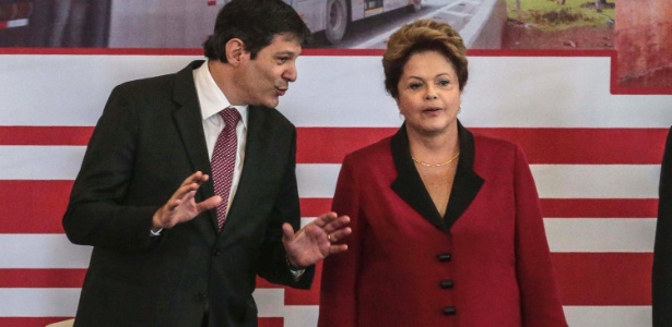Em 2013, Haddad e Dilma participam de cerimônia que oficializa a destinação de R$ 8,1 bilhões em investimentos para SP - 31.jul.2013 - Gabriela Biló/Futura Press