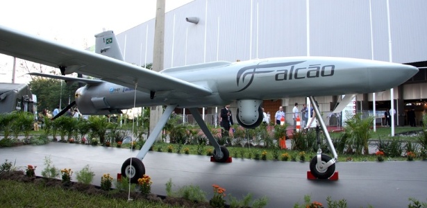 O Falcão é o primeiro veículo aéreo não tripulado (Vant) para uso militar do Brasil - Divulgação