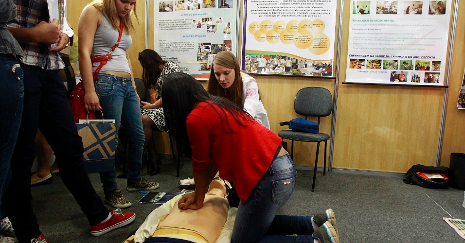 7ª Feira de Profissões USP
