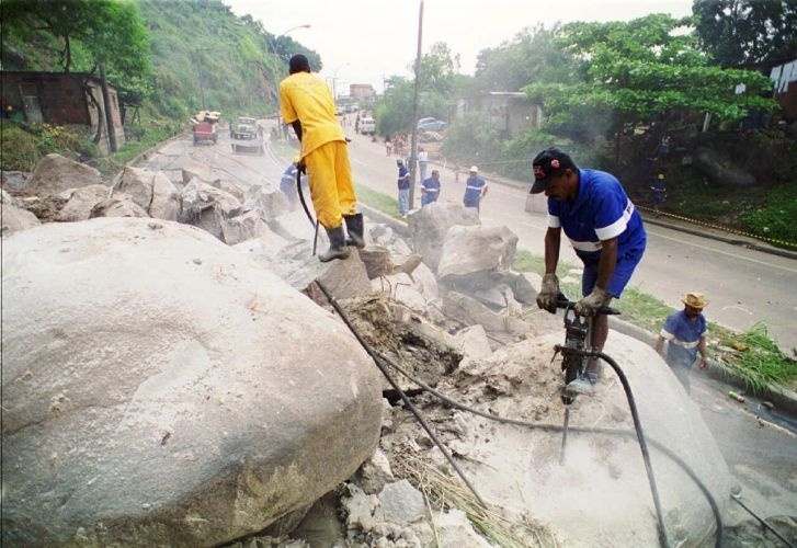 Sabia que, em alguns casos, o ronco pode atingir oitenta decibéis e ser tão alto quanto o som de uma britadeira quebrando o concreto?  - Luciana Whitaker/Folha Imagem