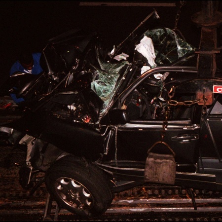 Princesa Diana morreu aos 36 anos após grave acidente de carro em Paris - Pierre Boussel/AFP - Pierre Boussel/AFP