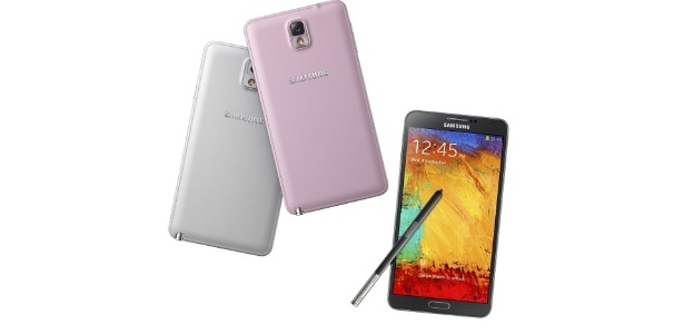 O maior diferencial do Galaxy Note 3 é sua caneta de 11 centímetros, acoplada ao aparelho - Divulgação