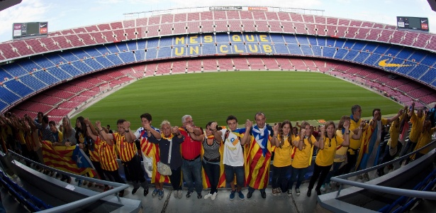O Barcelona poderá reformar o Camp Nou, ou construir um novo estádio com maior capacidade - Quique Garcia/AFP
