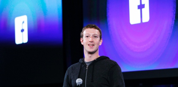 Quase 1,5 bilhão de usuários acessam o Faceboo pelo menos uma vez por mês - Robert Galbraith/Reuters