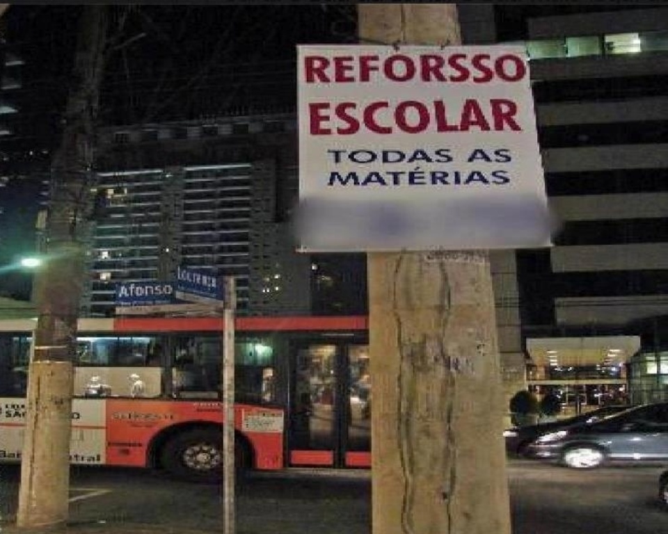 erro de português; língua portuguesa - Reprodução/placasengraçadas.com.br