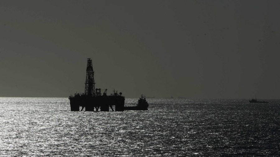 Petroleiras questionam o imposto sobre a exportação do petróleo - Marcelo Sayão/Efe