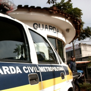 O guarda-civil metropolitano Caio Muratori - Apu Gomes/Folha Imagem