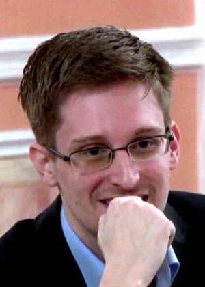 Edward Snowden em imagem de vídeo divulgado pelo Wikileaks em outubro - AFP