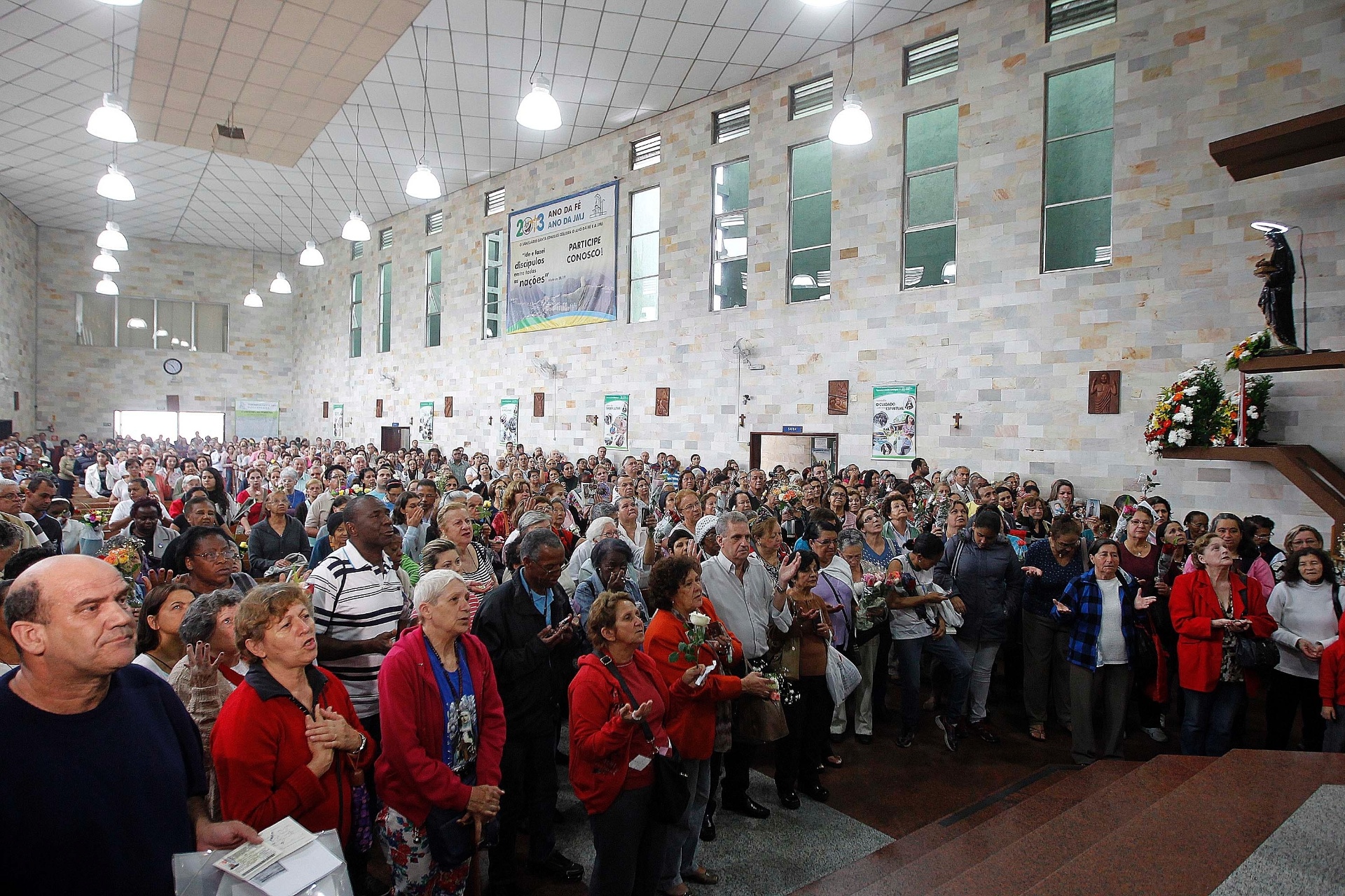 Fotos Missa de Santa Edwiges, protetora dos pobres e endividados, é