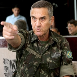 O general Eduardo Villas Bôas - Joel Rosa/Em Tempo