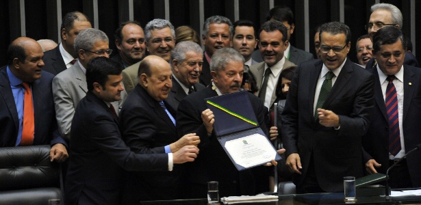 O ex-presidente Luiz Inácio Lula da Silva ganhou nesta terça-feira (29) a medalha "Suprema Distinção" da Câmara - Zeca Ribeiro/Câmara dos Deputados
