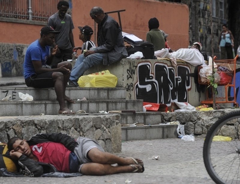 Pesquisa Mostra Que Mais De Pessoas Vivem Nas Ruas Do Rio Bol Fotos Bol Fotos