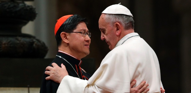 No clima do Conclave, cidade do interior da Itália torce para Tagle