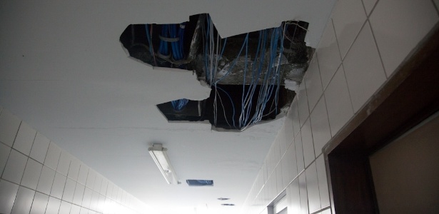 Hospital da Restauração, no Recife, sofre com precariedade da instalação elétrica; saúde é apontada como pior problema para brasileiros - Divulgação - 22.nov.2013