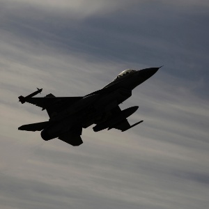 Israel ataca a Síria e o Líbano