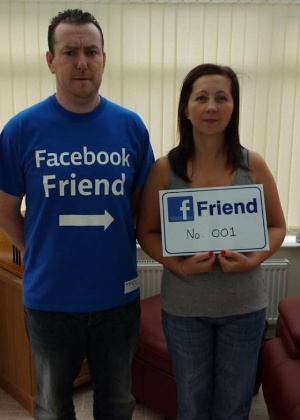 Daniel Shaw tirou com a mulher, Emma Shaw, a 1ª foto do desafio de encontrar os amigos do Facebook - Arquivo Pessoal
